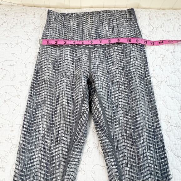 Lululemon Wunder Under Arrow Jacquard High-Rise Arrow Jacquard Dark Olive Grey 4 - Picture 8 of 12